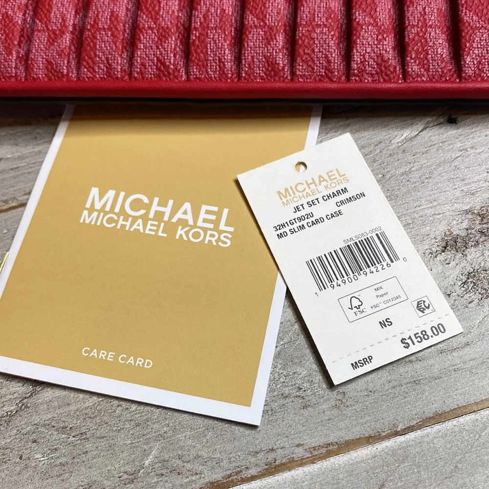 NWT MICHAEL KORS MK MD SLIM CARD CASE RED BRAND NEW Retail $158 AUTHENTIC WOW!!